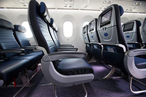united economy plus|Iba pa.